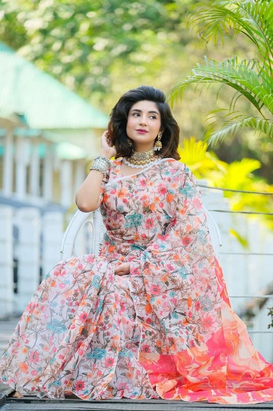 প্রিমিয়াম সিল্ক শাড়ী
