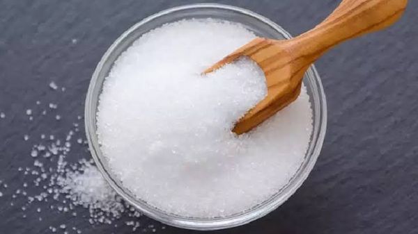 সাদা চিনি
