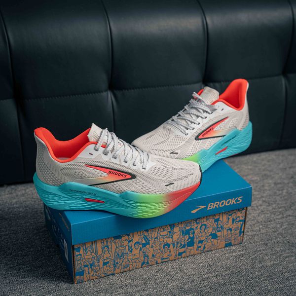 Brooks Hyperion Max 2 (1:1)