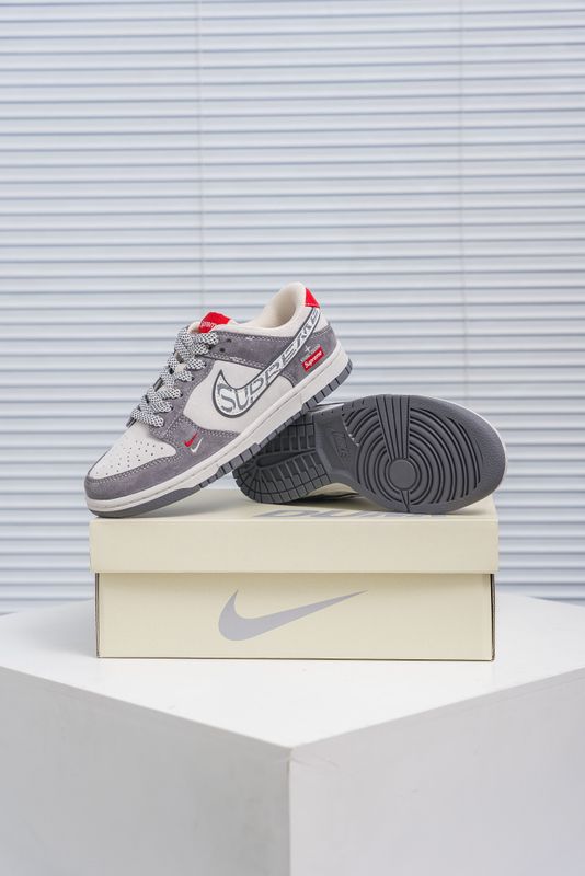 Nike SB Dunk Low x Supreme (1:1)