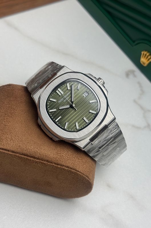Patek Philippe nautilus green dial