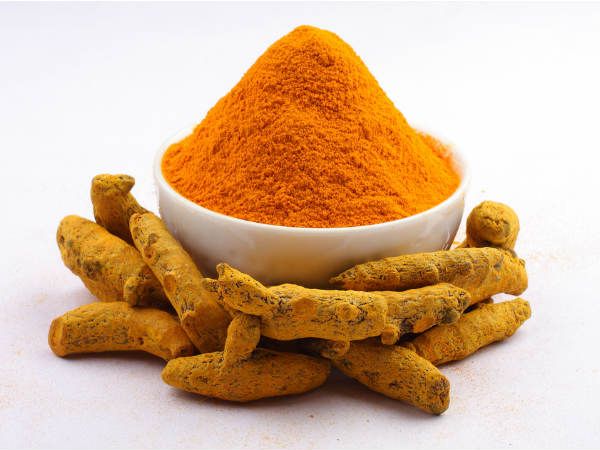 হলুদ গুঁড়া