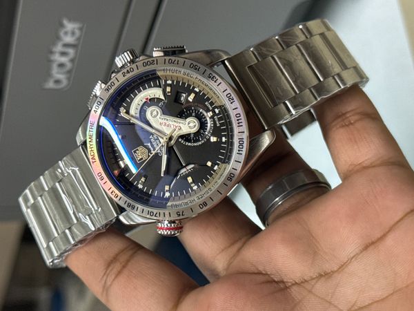 TAG CALIBER 36 CHAIN SILVER BODY BLACK DIAL