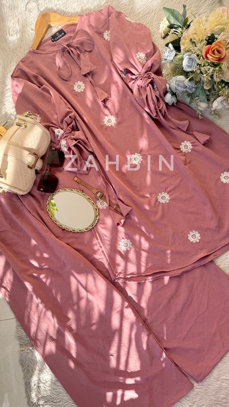 Peachy Paradise đ