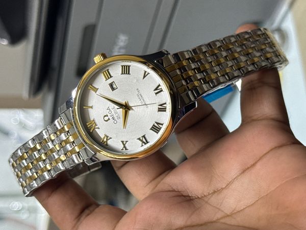 OMEGA DE VILLE TWO TONE WHITE DIAL SWEEP
