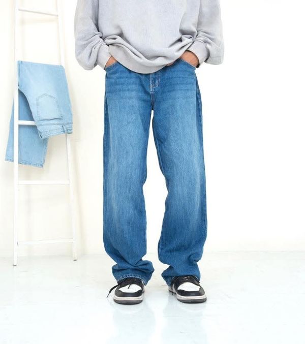 Deep blue baggy fitted denim pant