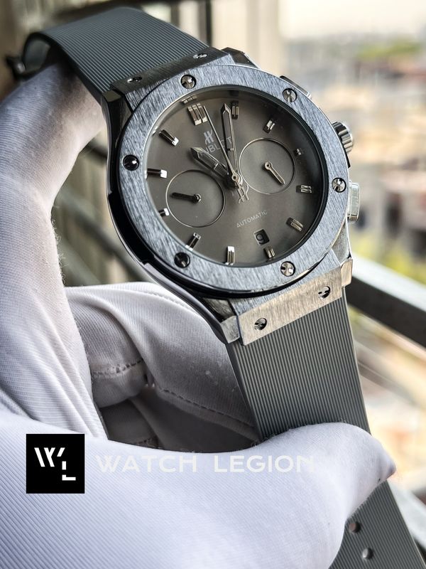 HUBLOT CLASSIC FUSION SILICONE GREY
