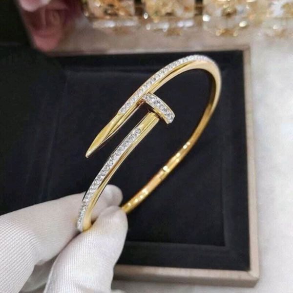 Stone  high quality curdier Braclet