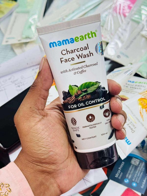 mama earth face wash  100 ml