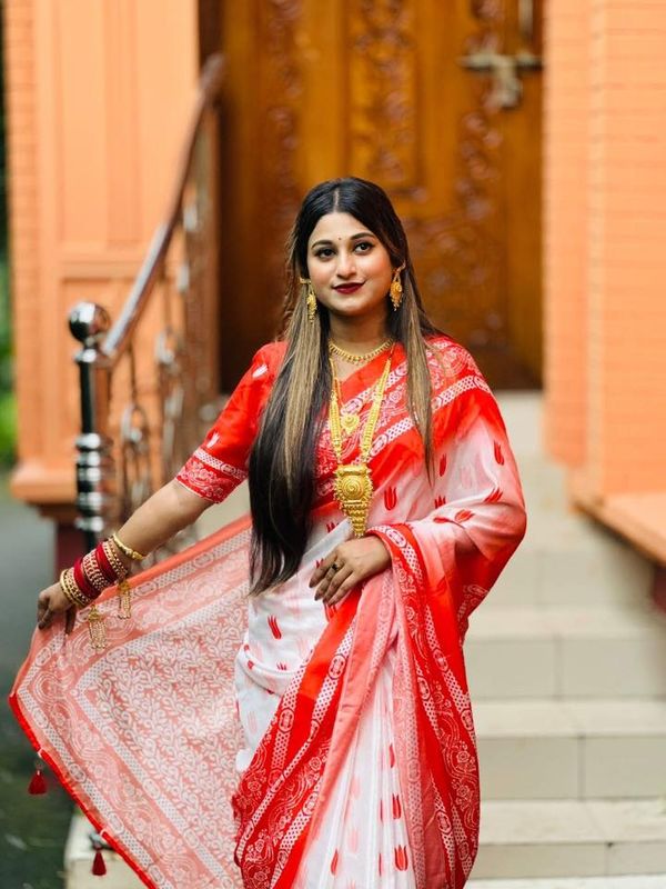 চান্দেরী সিল্ক ডিজিটাল প্রিন্ট শাড়ি