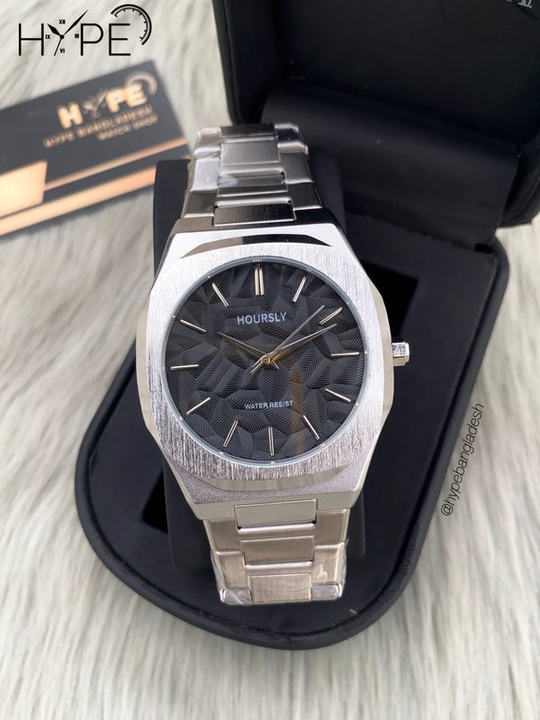Hoursly stainless steel chain Quartz (Black Dial)