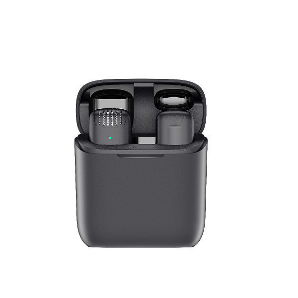 J11 Wireless Microphone with Charging Case For TYPE C TYPE C এর জন্য চার্জিং কেস সহ J11 ওয়্যারলেস মাইক্রোফোন ।