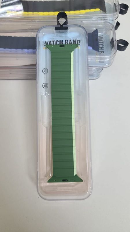 Stop Line Magnet Strap For Smart Watch- 42/44/45/49mm-Olive+Off white