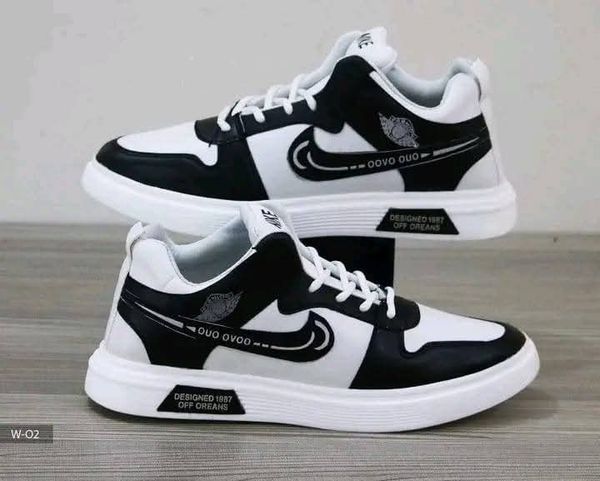 Black Storm Sneakers (W02)