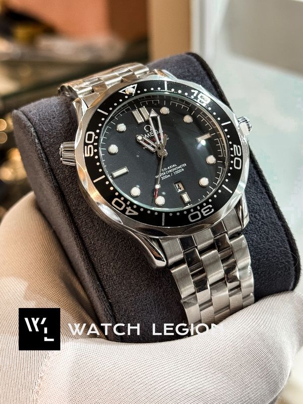 OMEGA SEAMASTER CHAIN BLACK DIAL