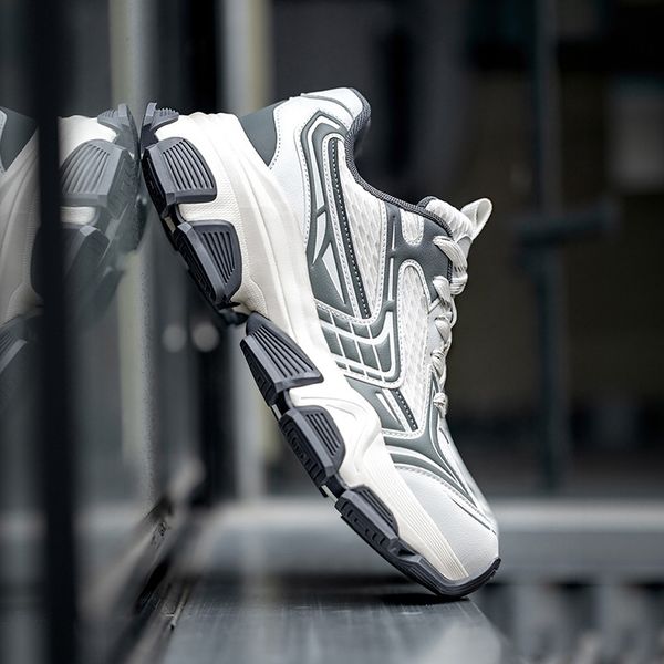 Men's Casual Sports Shoes
