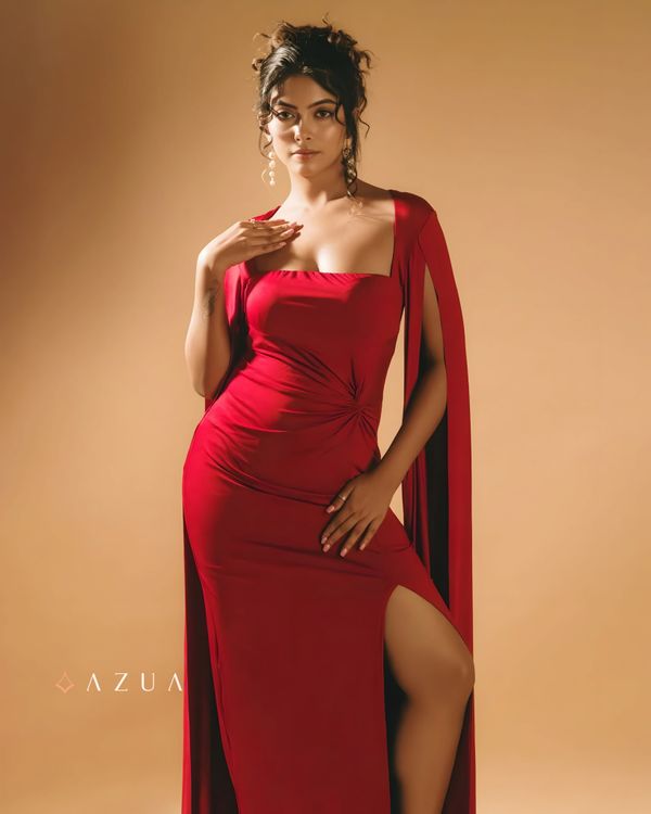 Berry Cape Sleeves Party Dress