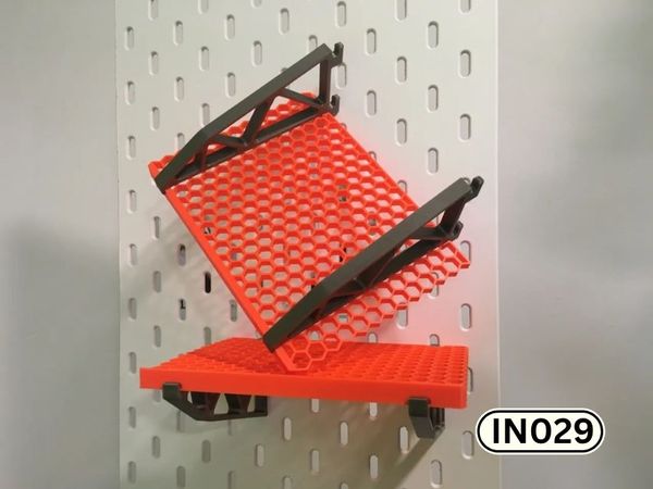 Skadis continuous shelf