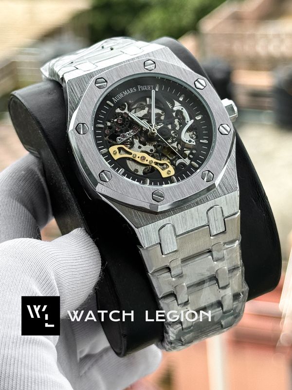 AP AUTO SKELETON BLACK DIAL