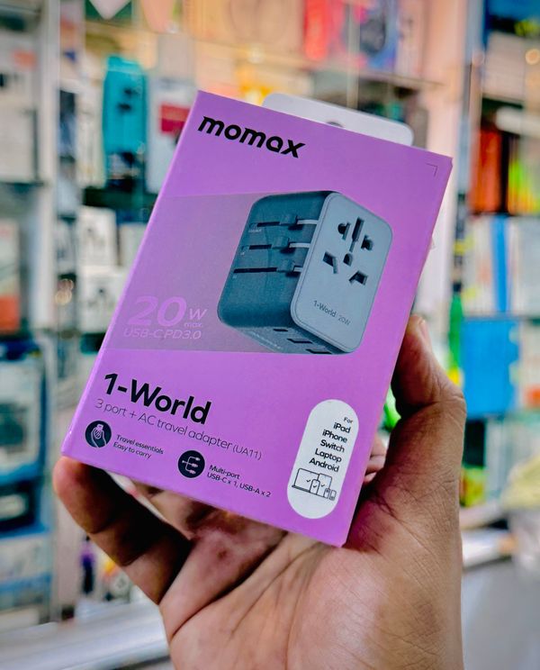 Momax Adaptor