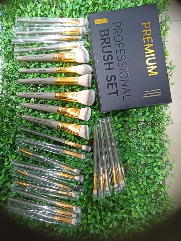 Maange 24pices premium Brush set - Image 2