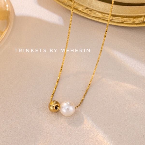 Ball bead pearl necklace