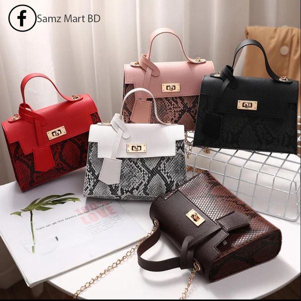 Gorgeous Snake leather pattern One Shoulder Bag Small