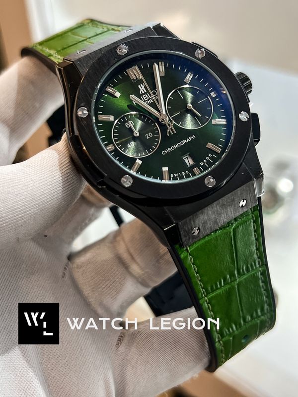 HUBLOT CLASSIC FUSION BLACK CASE GREEN BELT GREEN DIAL LEATHER TEXTURE
