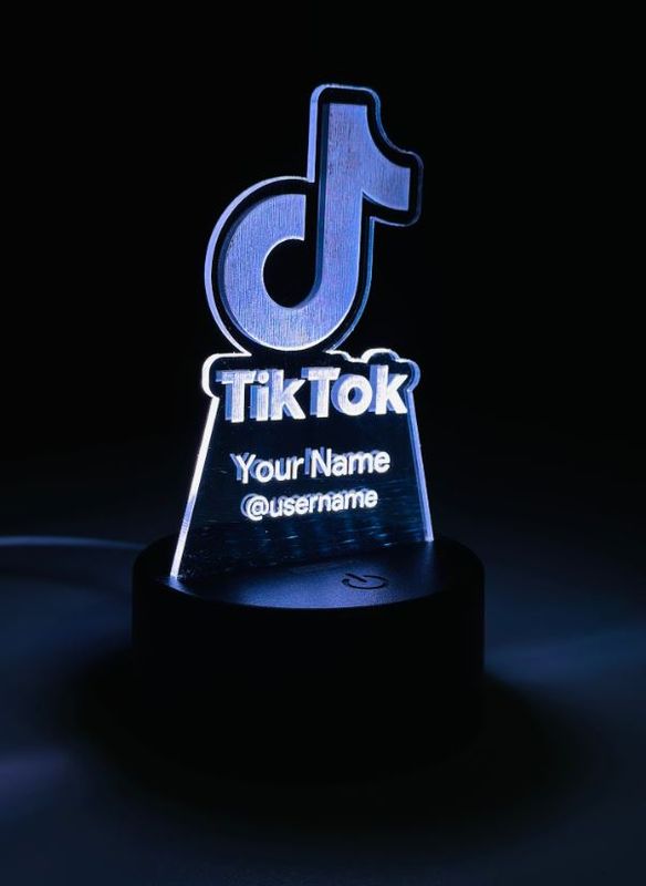 Customizable Multicolor Acrylic Night Lamp – TikTok Edition – Black