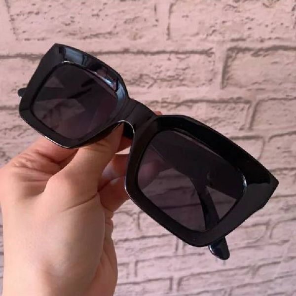 Glossy Shine Black Sunglass