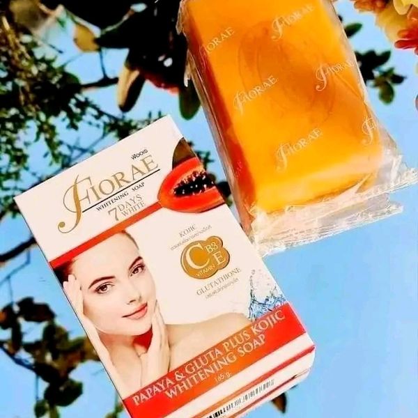 Fiorae papaya Whitening Soap