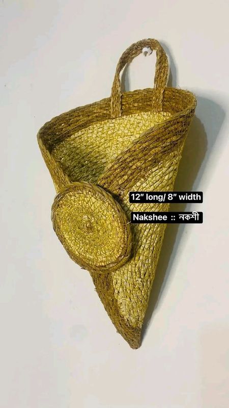 V shape planter