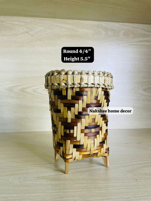 Bamboo flower stand